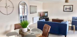 Riverview Apartment 2 bed, 2 bath, Free Parking / WiFi - 0