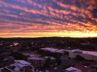 Mooloolaba, First Ave. First Light Apt Ocean Views - 2