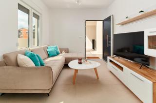 Luxury villa with a swimming pool Rat, Omis - 21548 - 7