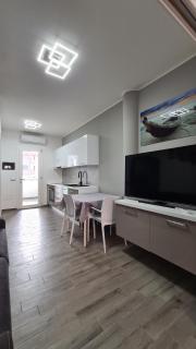 GORIZIA STYLE HOME - SantʼAntìoco - 9