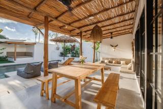 Villa Ruta I - Sumptuous 2BR Private Luxury Villa Walking Distance to Nyanyi Beach - Tanah Lot - 1