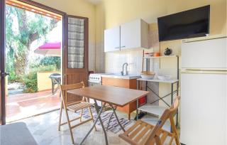 Awesome Home In Siracusa - 8