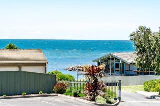 Seaview Getaway - 2 2 Solway Cres EncounterBay - BYO Linen - Encounter Bay - 6