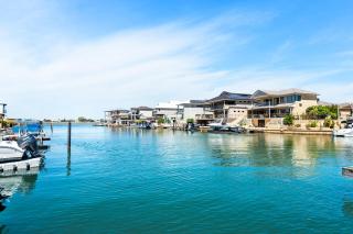 3 Bedroom Executive Holiday Home - 1