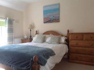Lynn Cottage, Newport - 9