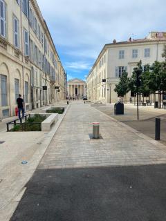 Appartement au centre historique de Nîmes - Nîmes - 8