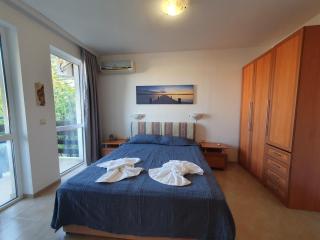 Cozy, spacious apartment near Paradise Bay - Sosopol - 8