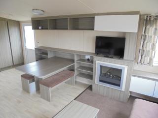 Kingfisher : Soleil:- 6 Berth, Central Heated, Close to site entrance - Ingoldmells - 2