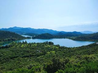 Apartman Mala Lalina - Komin - 1