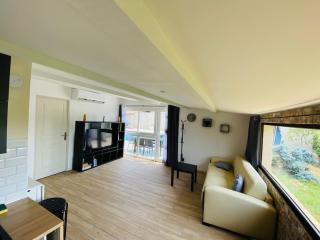 Magnifique appartement climatisé + accès piscine - Puissalicon - 3
