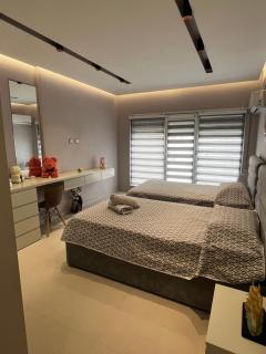 Coastal Horizon Deluxe Apartment - Durrës - 3