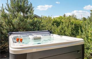 Gorgeous Home In Tarm With Wifi - Tarm - 2