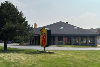 Super 8 by Wyndham Green Bay I-43 Bus. Park - Green Bay - 9