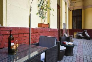Perfect place in central Budapest for 2-4 people - 2