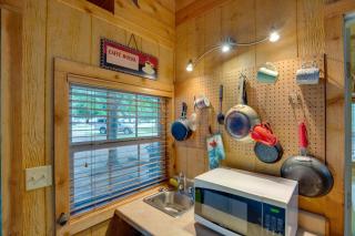 Emory Studio Cabin with Lake Fork Boat Access! - Emory - 3