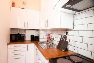The Summit West End - 1BR Cosy Flat Central WiFi - 8