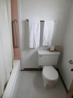 Holiday Lodge - Hawthorne - 2