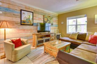 Fire Pit and Grill at Pet-Friendly Port Isabel Home! - Port Isabel - 7