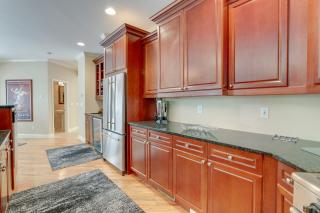 Home Theater and Game Room Chic Abode in Ellenwood! - Ellenwood - 2