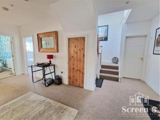 4 bedroom 'Screen6' by Tunnels Beaches in a historic building - Ilfracombe - 6