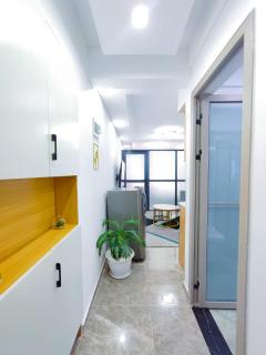 Comfort Meets Class Your Ideal 1-Bedroom Stay in Kilimani Nairobi - 6