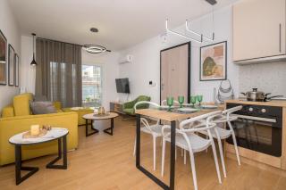 Yellow Lux Central Suite - Alexandroupoli - 9
