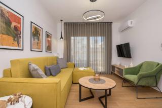 Yellow Lux Central Suite - Alexandroupoli - 2