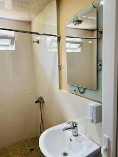 Manoni Ratiani's Hostel - 3