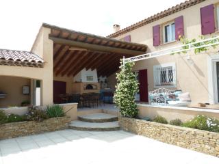 Magnifique villa au calme avec piscine, sauna et jacuzzi - Pélissanne - 3