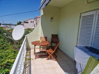 Apartmaji Mia, otok Murter - Murter - 7