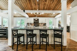 2669 Chemin du Village - Mountain Home w Hot Tub & Sauna next to Village - Mont-Tremblant - 8
