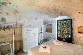 La Lamia 1864 by Rentbeat - 4