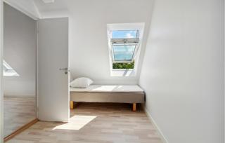 Nice Apartment In Aakirkeby With Wifi - 1