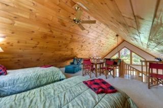 Almond Vacation Rental with Mountain Views! - Stecoah - 3