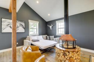 Orangeville Vacation Rental with On-Site Creek! - Orangeville - 7