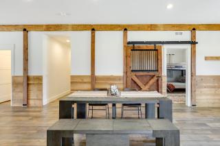 Orangeville Vacation Rental with On-Site Creek! - Orangeville - 1