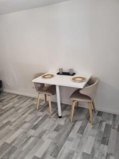 Les Saules Studio Wifi Clim Gare Centre - 4