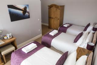 The Resolution Hotel - Whitby - 6