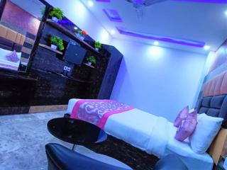 Hotel near Delhi airport - 2