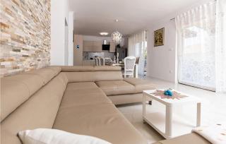 Cozy Home In Crikvenica With Wifi - 7