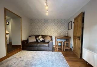 The Annexe - Winterbourne - 3