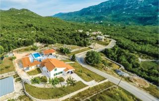 Awesome Home In Dugopolje With Wifi - Dugopolje - 9