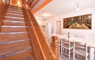 Awesome Home In Dugopolje With Wifi - Dugopolje - 8