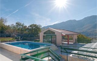 Awesome Home In Dugopolje With Wifi - Dugopolje - 4