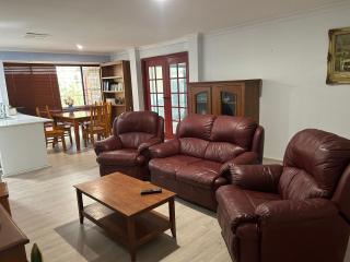 Single room share bathroom and kitchen - Perth - 0