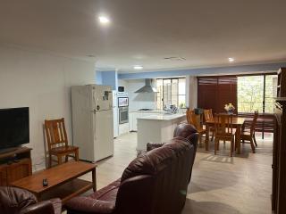 Single room share bathroom and kitchen - Perth - 3