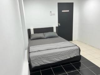 K SUITES HOTEL - Chabang Tiga - 1