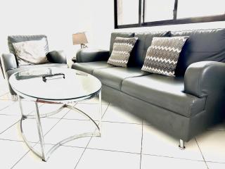 ALONA Top Apartment 2BR Best Location - Bolod - 2