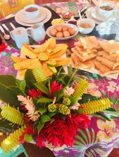 Apaula Heights Lounge - 2