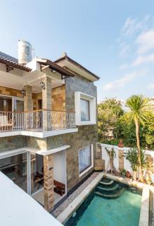 Hills House Villa by SunnyRent - Jimbaran x Balangan x GWK - Jimbaran - 3